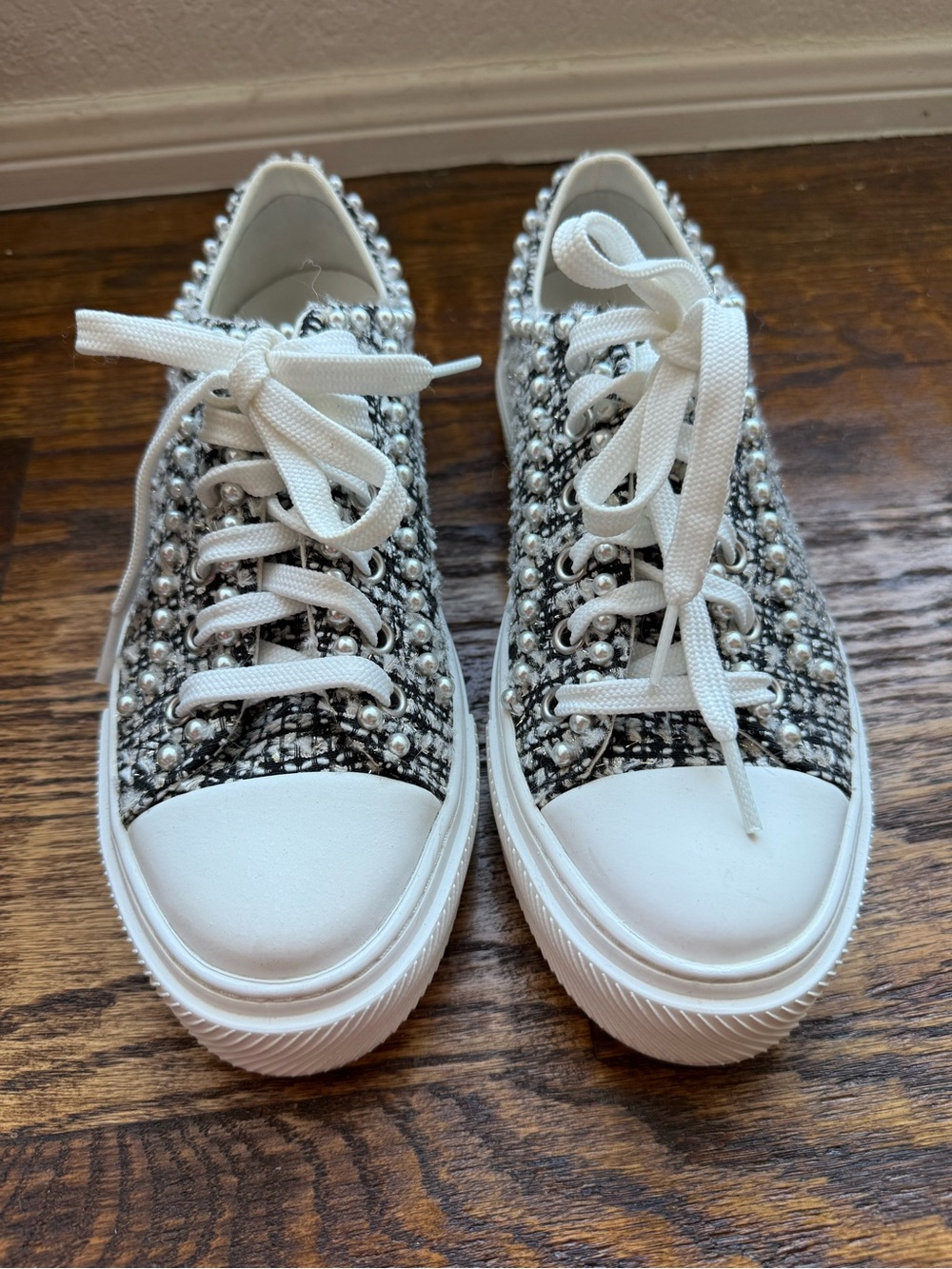 Stuart Weitzman Tweed Pearl sneaker 7.5